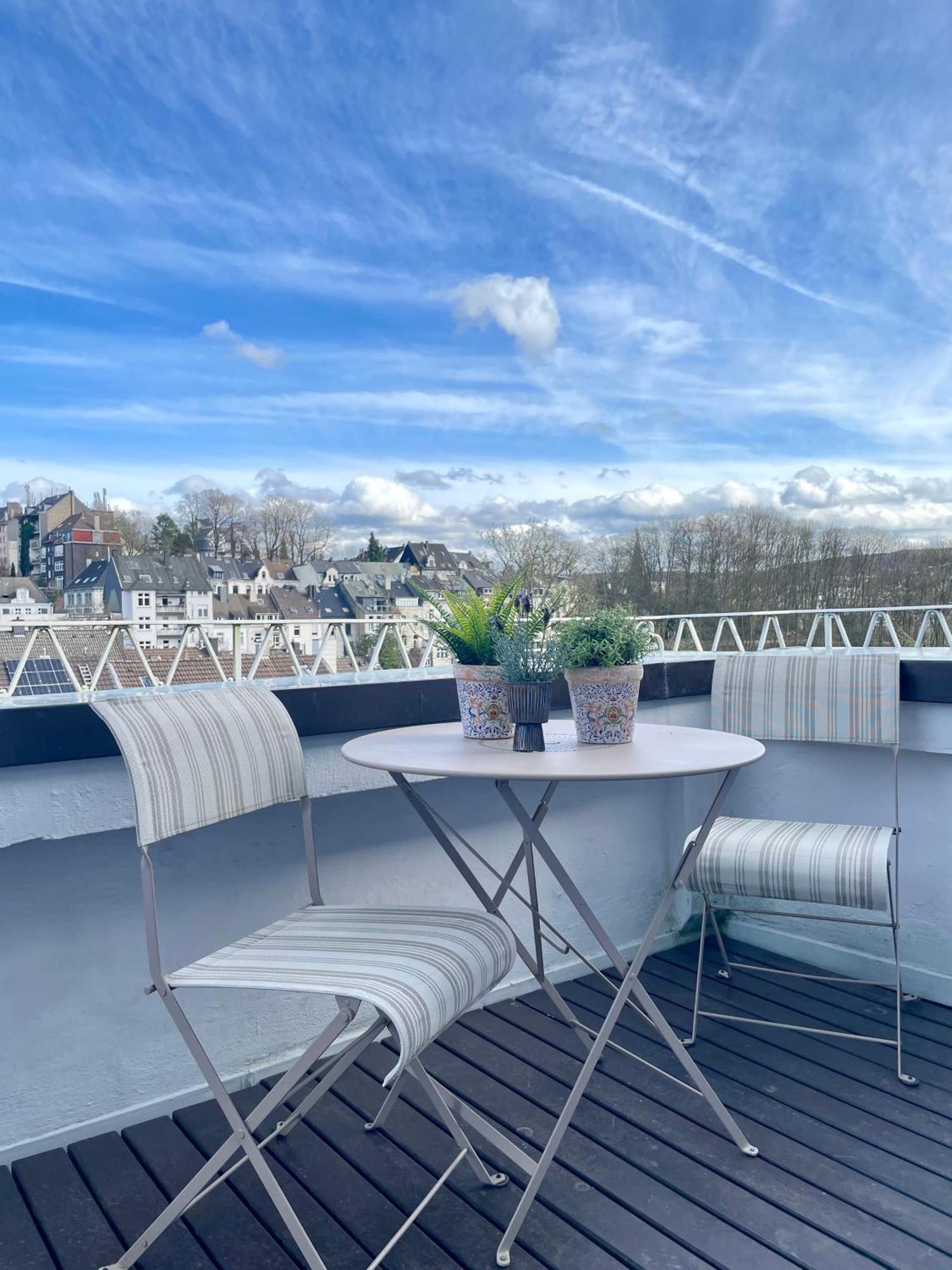 Apartment Helle Altbauwohnung Mit Balkon Im Briller Viertel *