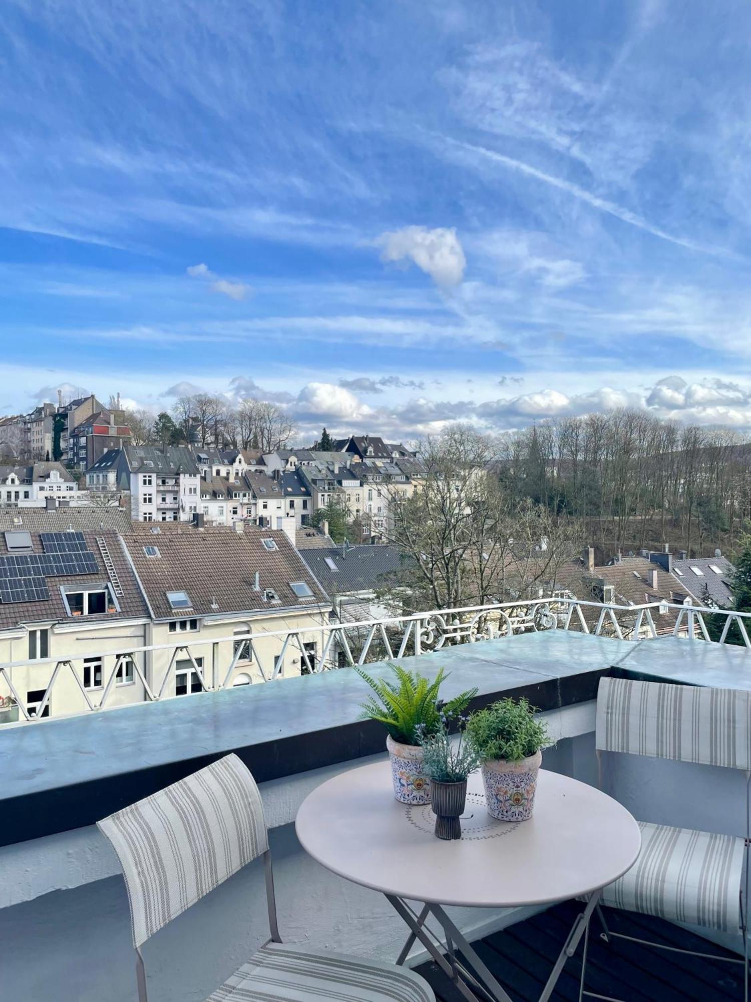 Helle Altbauwohnung Mit Balkon Im Briller Viertel Apartment *